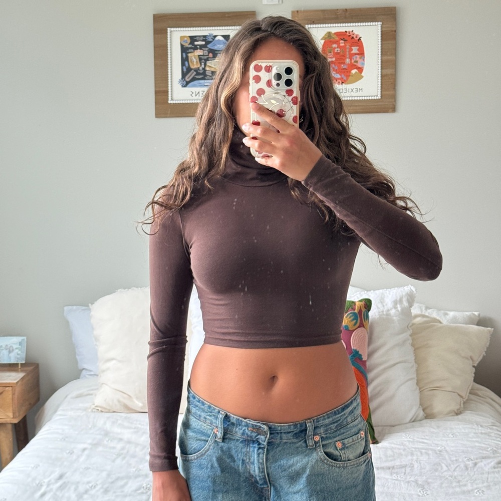 Los Angeles Apperal Garment Dyed Long Sleeve Turtleneck  Crop Top
